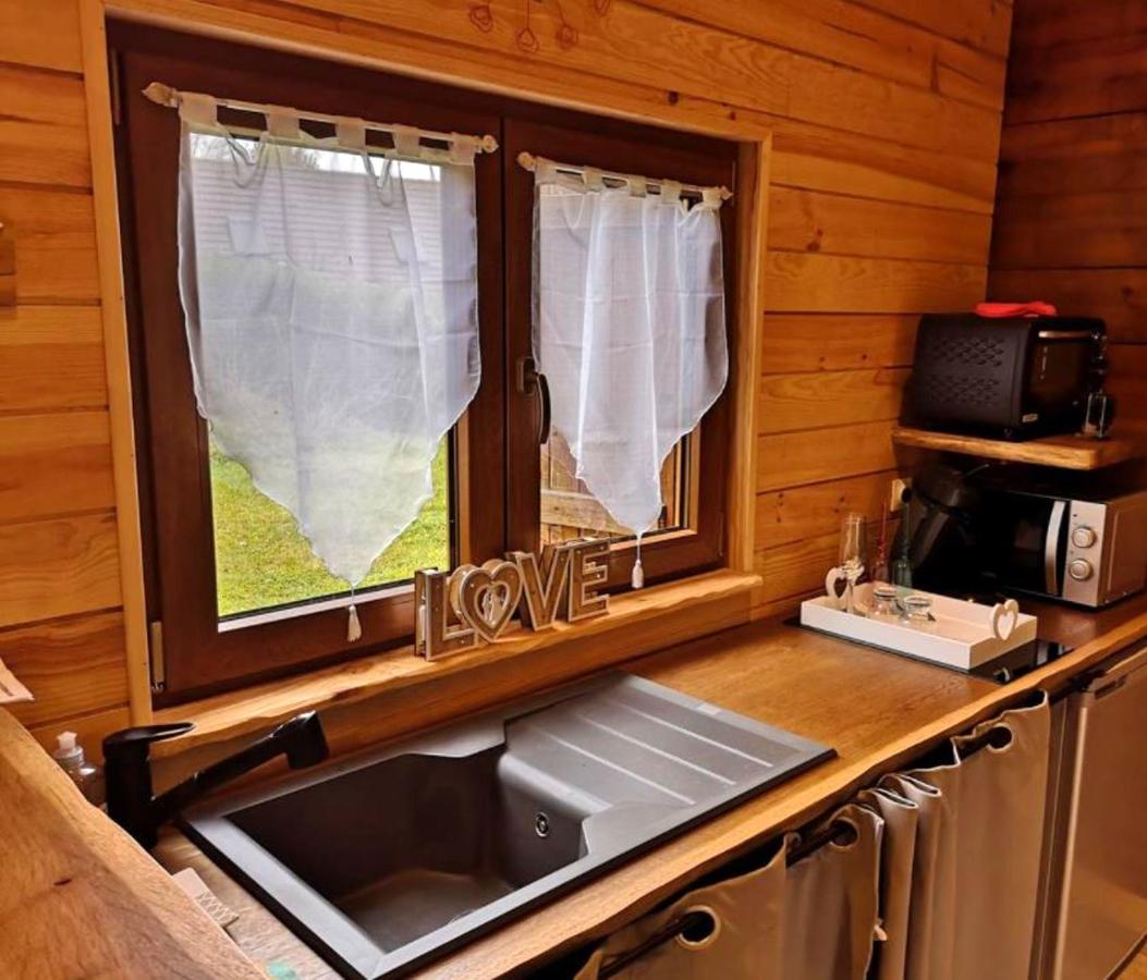 Chalet Chaleureux A Louatre Avec Piscine Partagee المظهر الخارجي الصورة